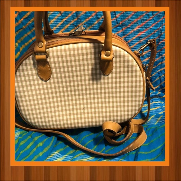 Carryland Crossbody with Handles Bag - Picture 3 of 7